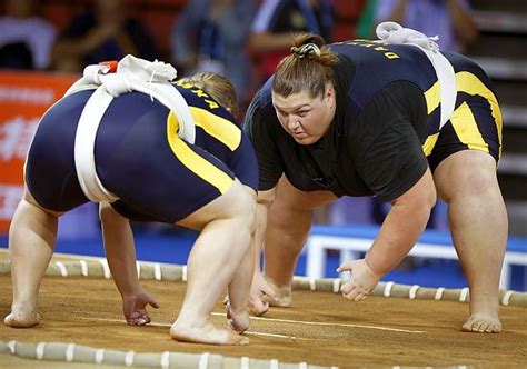 女性 相撲 観戦 有名人 今日 - なぜ彼女たちは土俵に魅了されるのか？